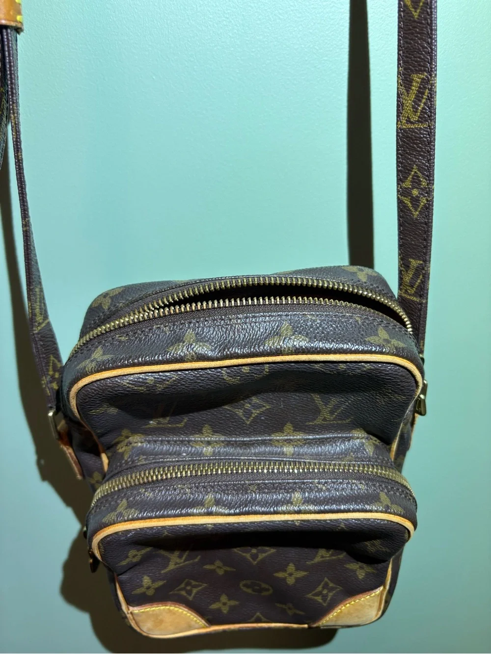 Louis Vuitton Monogram Canvas Messenger Crossbody in Brown and Tan